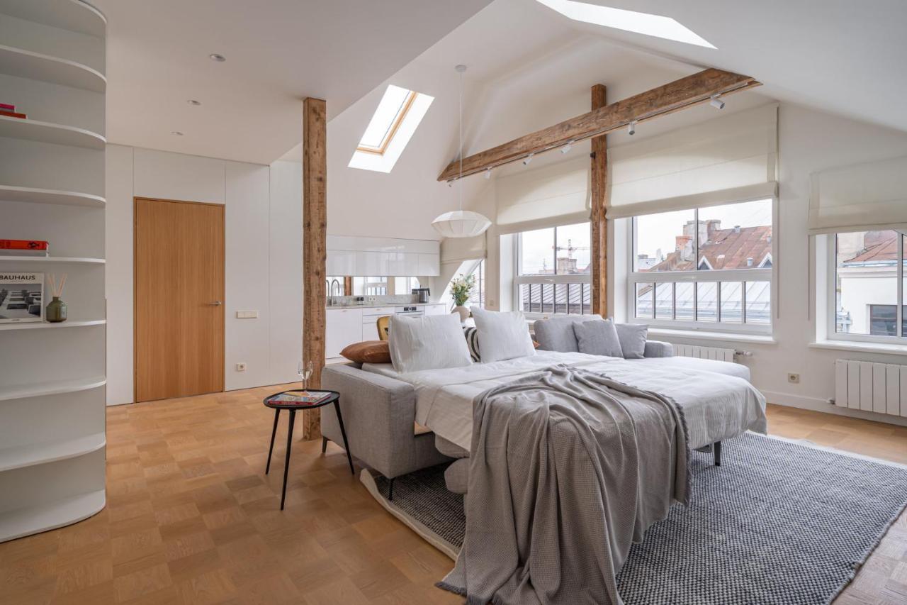 Bright Designer Apartment In City Centre Riga Ngoại thất bức ảnh